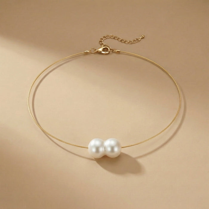 Minimalist Pearl Collar