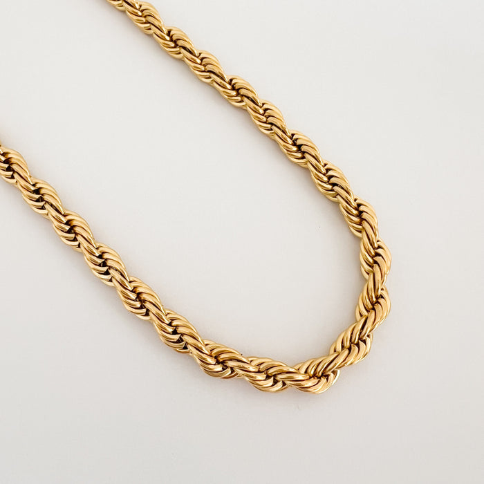 Luka rope chain necklace by Ellie Vail. A classic gold rope chain necklace with lobster claw clasp. 15.5" length. Water, sweat and tarnish resistant jewelry. Made of hypoallergenic stainless steel with gold plating.