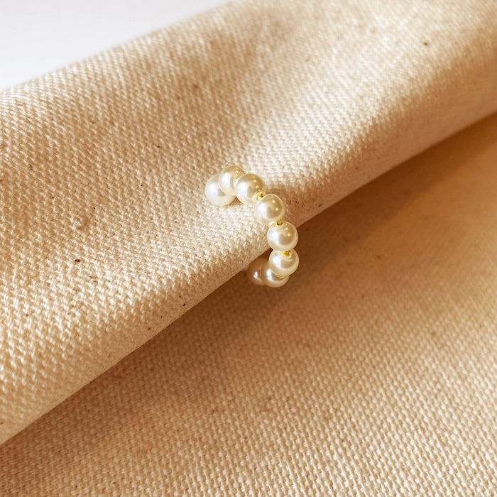 White pearl ear cuff. Made of simulated pearls. 17mm diameter cuff.