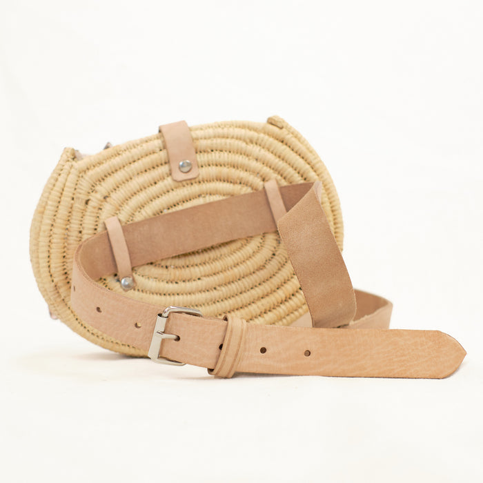 boho belt bag in basket weave with leather strap